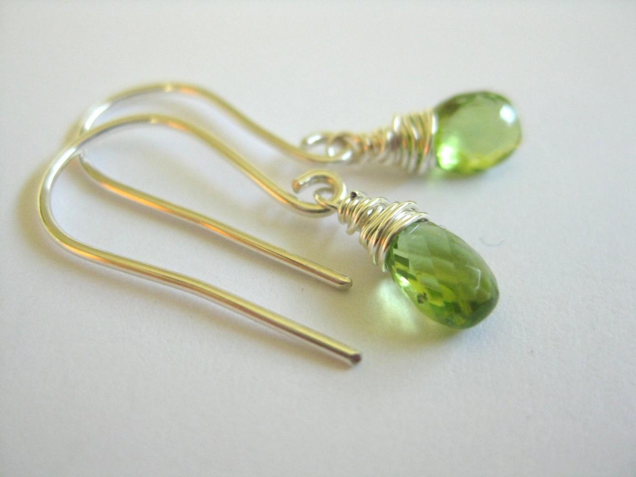 Green Dangle Earrings, Simple Peridot Earrings, August Birthstone Earrings
