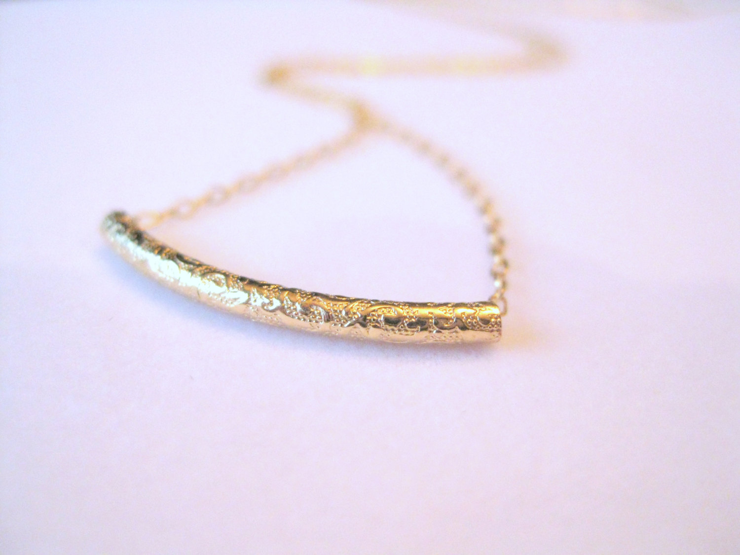 Gold Tube Necklace, Patterned Tube Pendant Necklace on Luulla
